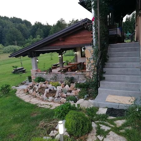 House Izvor Hotel Jezerce Exterior photo