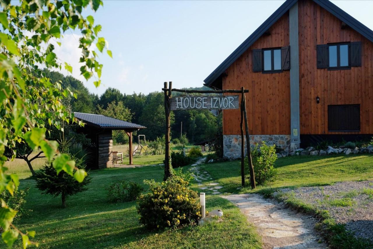 House Izvor Hotel Jezerce Exterior photo